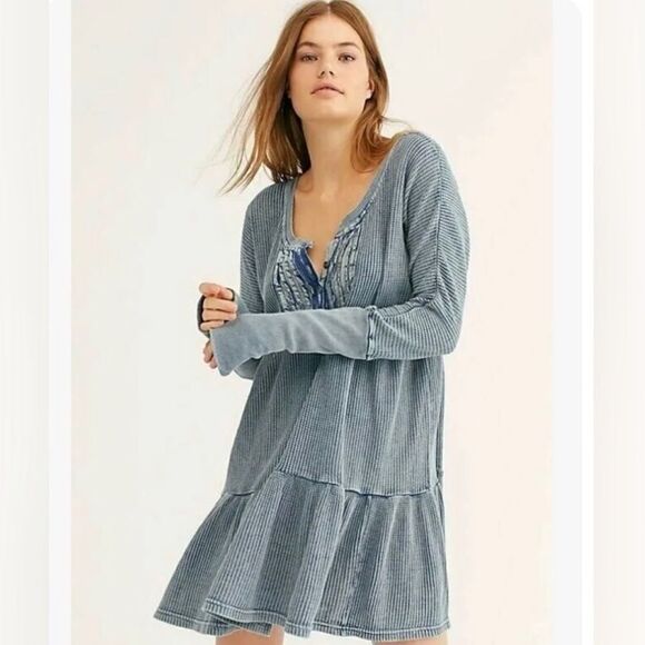 fp XS One Jolene Waffle Knit Stone Washed Blue Tiered Long Sleeve Dress - Picture 3 of 16